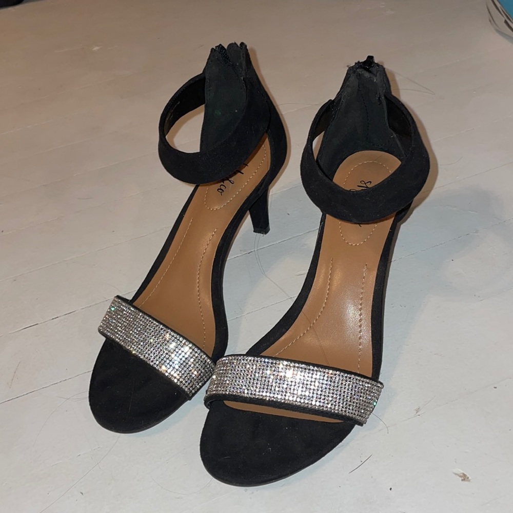 style and co heels size 6